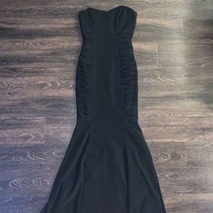 badgley mischka curves for days gown